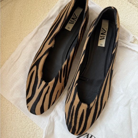 Zara Brown and Black Animal Print Flats - Picture 4 of 5